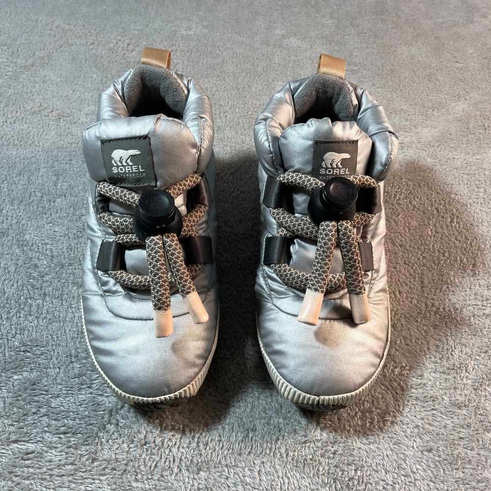 Sorel Women Out N About Puffy Lace Boots Gray Winter Outdoorsy Modern Silver 7.5